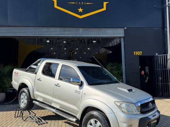 TOYOTA HILUX 3.0 SRV 4X4 CD 16V TURBO INTERCOOLER DIESEL 4P MANUAL